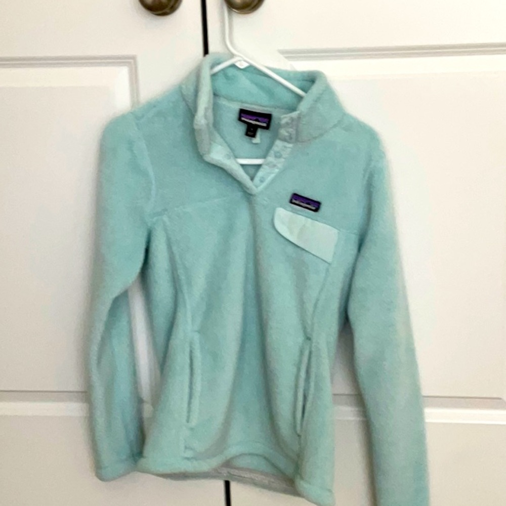 Patagonia fleece pullover